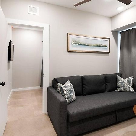 Elegant Miami Apartment East Little Havana / Free Parking Exterior photo